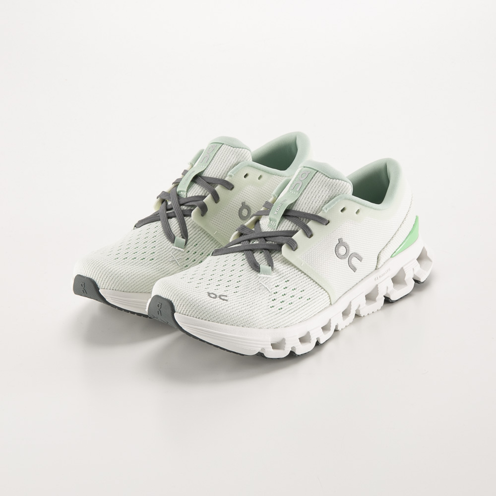 オン On レディーススニーカー クラウド エックス 4 Cloud X 4 3WE30073088【FITHOUSE ONLINE SHOP】