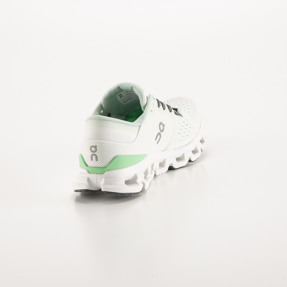 オン On レディーススニーカー クラウド エックス 4 Cloud X 4 3WE30073088【FITHOUSE ONLINE SHOP】