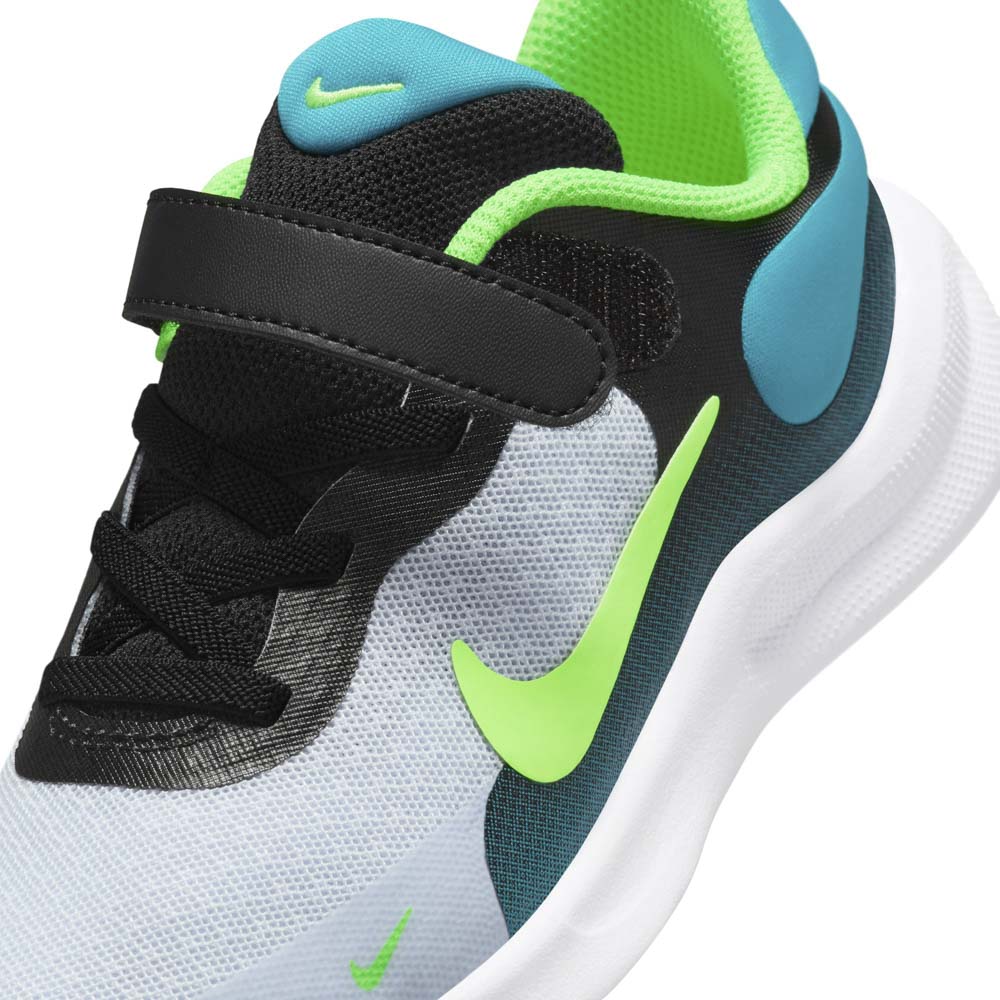 ナイキ NIKE  キッズスニーカー レボリューション 7 FB7690【FITHOUSE ONLINE SHOP】