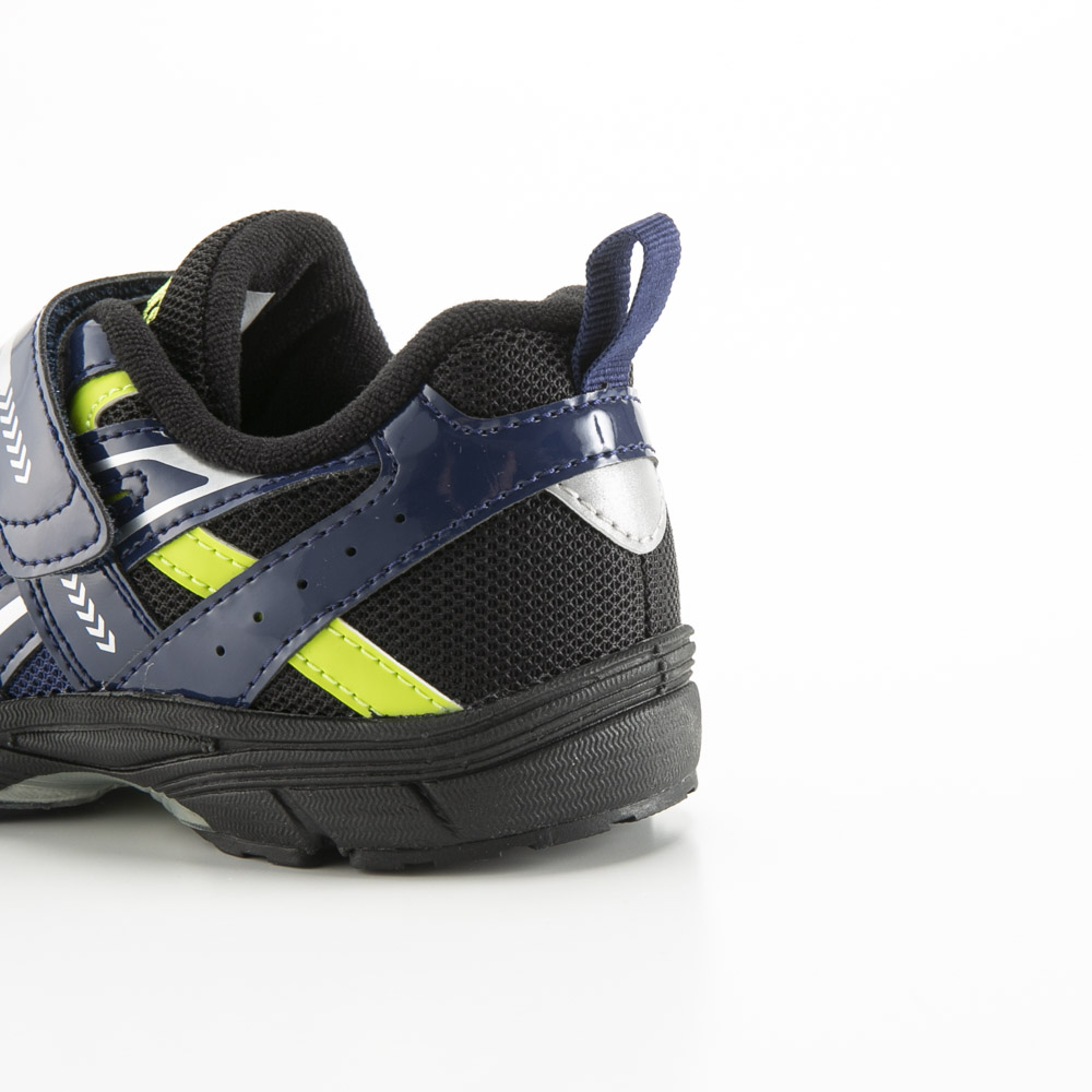 アシックス ASICS スクスク SUKUSUKU キッズスニーカー GD.RUNNER MINI NR 1144A309【FITHOUSE ONLINE SHOP】