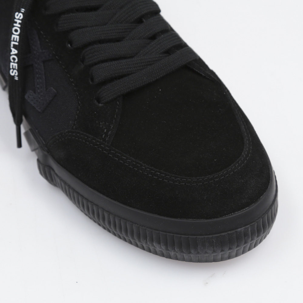 オフホワイト OFF WHITE メンズスニーカー LOW VULCANIZED BLACK OMIA085R20C210501010【FITHOUSE ONLINE SHOP】