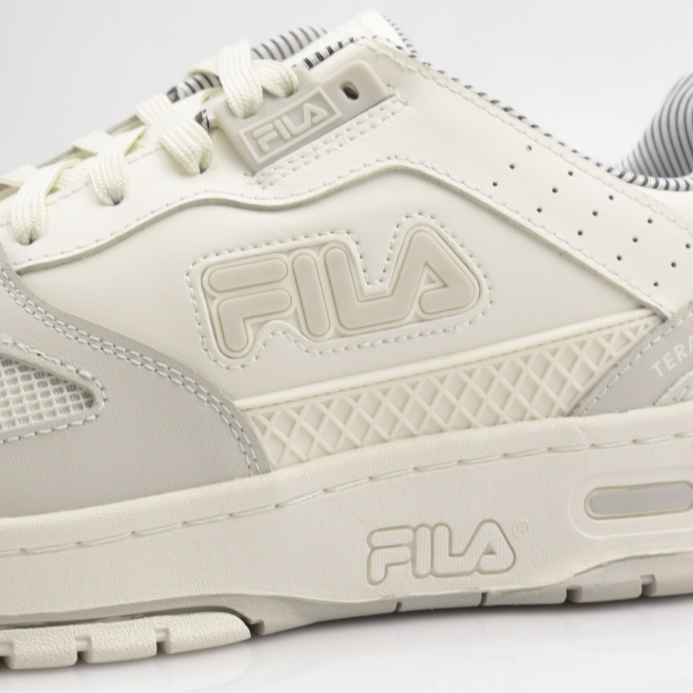 フィラ FILA メンズスニーカー Teratach 600 F0555【FITHOUSE ONLINE SHOP】