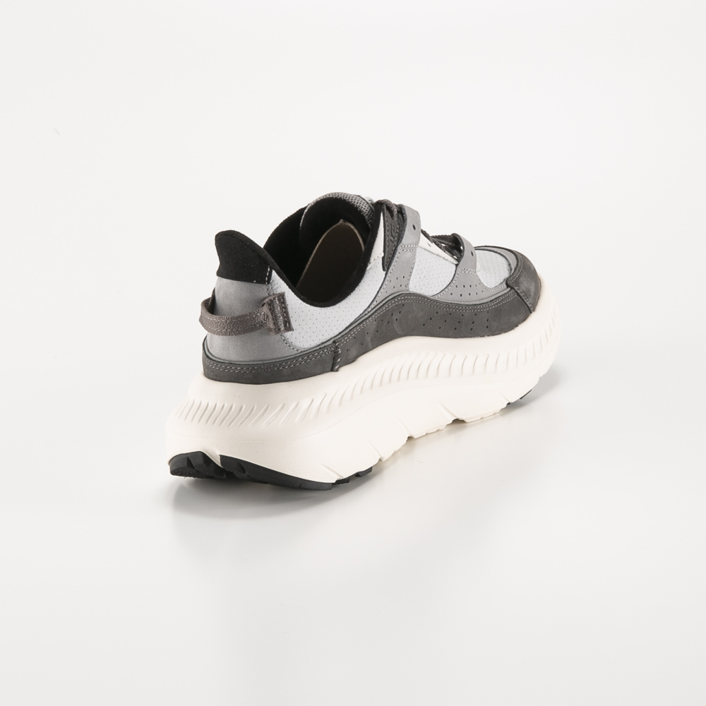 アグ UGG メンズスニーカー CA805 V2 NUBUCK (CLBK) 1127111【FITHOUSE ONLINE SHOP】