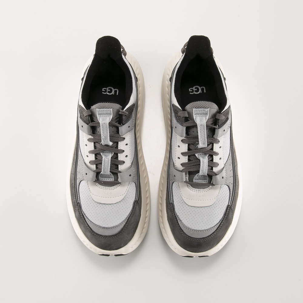 アグ UGG メンズスニーカー CA805 V2 NUBUCK (CLBK) 1127111【FITHOUSE ONLINE SHOP】