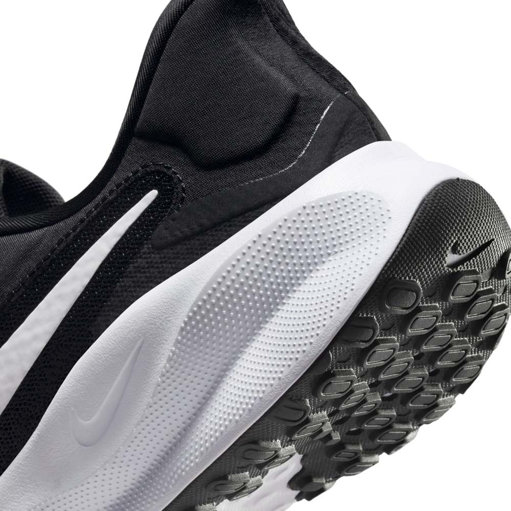 ナイキ NIKE メンズスニーカー NIKE REVOLUTION 7 EASYON (001) FQ4112【FITHOUSE ONLINE SHOP】
