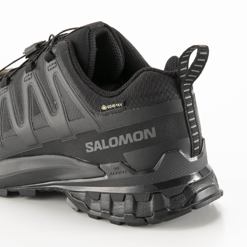 サロモン SALOMON メンズスニーカー XA PRO 3D V9 WIDE GTX (Black/P/P) L47277000【FITHOUSE ONLINE SHOP】