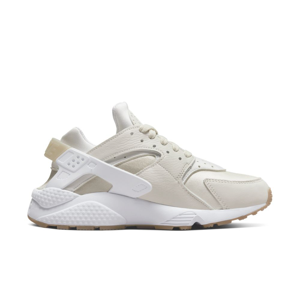 ナイキ NIKE レディーススニーカー WS AIR HUARACHE DH4439【FITHOUSE ONLINE SHOP】