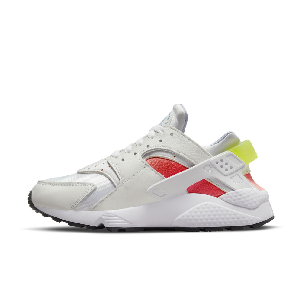 ナイキ NIKE レディーススニーカー WS AIR HUARACHE DH4439【FITHOUSE ONLINE SHOP】