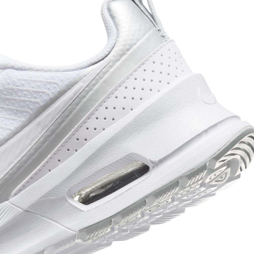 ナイキ NIKE レディーススニーカー W NIKE AIR MAX NUAXIS (101) HF1233【FITHOUSE ONLINE SHOP】