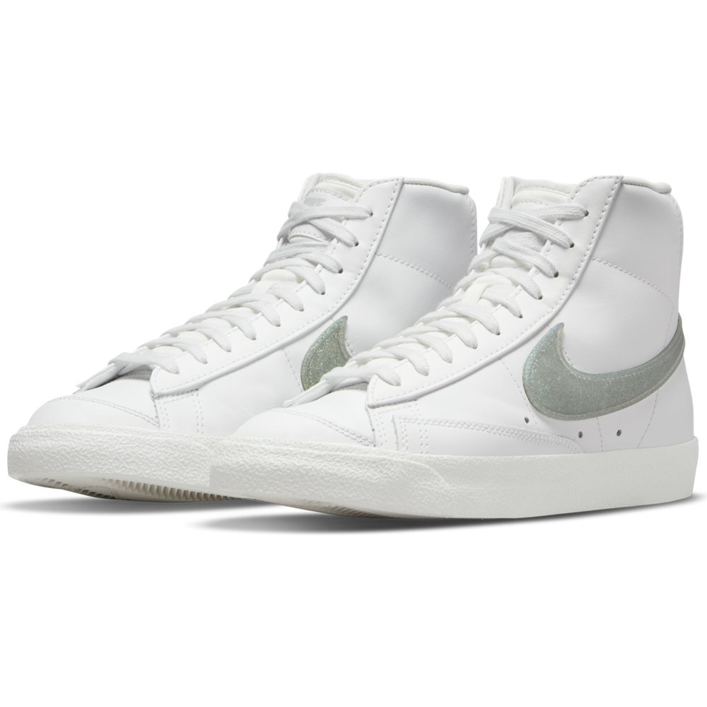 ナイキ NIKE レディーススニーカー W BLAZER MID '77 ESS DH4399