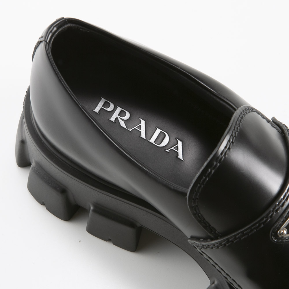 プラダ PRADA メンズシューズ モノリス ブラッシュドレザー ローファー