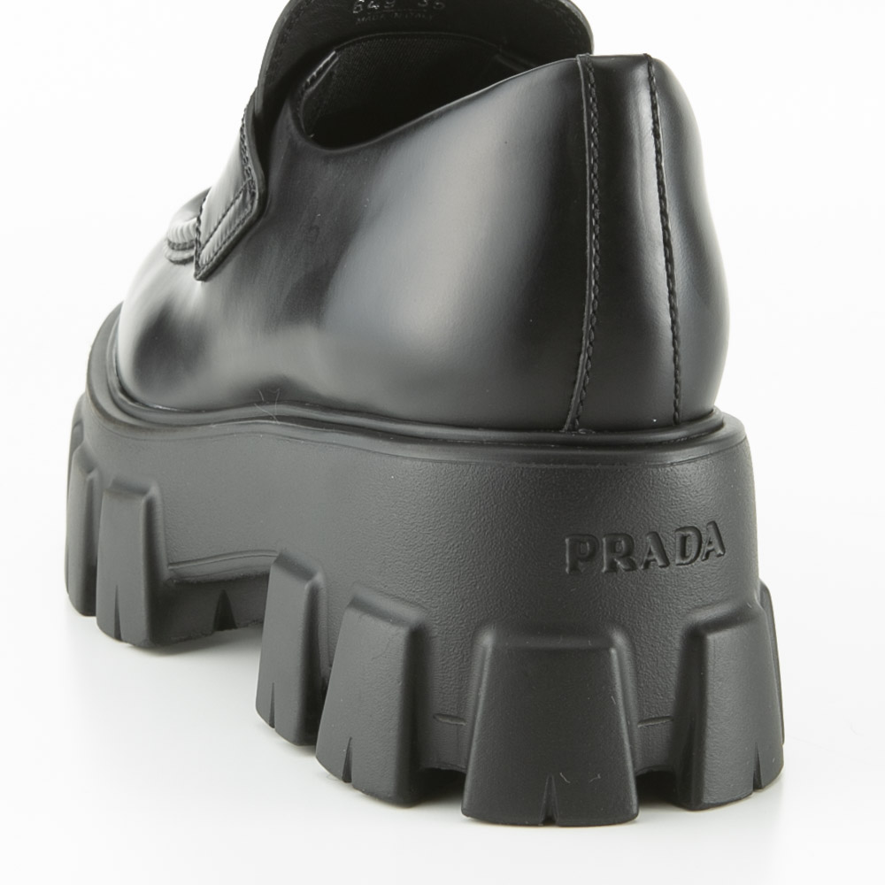 プラダ PRADA レディースシューズ モノリス ブラッシュドレザー ローファー 1D649M-B4L-B055【FITHOUSE ONLINE SHOP】