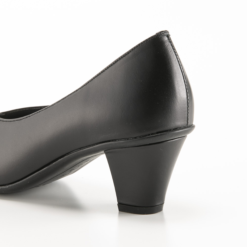 ユキコ キミジマ Yukiko Kimijima レザー パンプス 142-8813【FITHOUSE ONLINE SHOP】