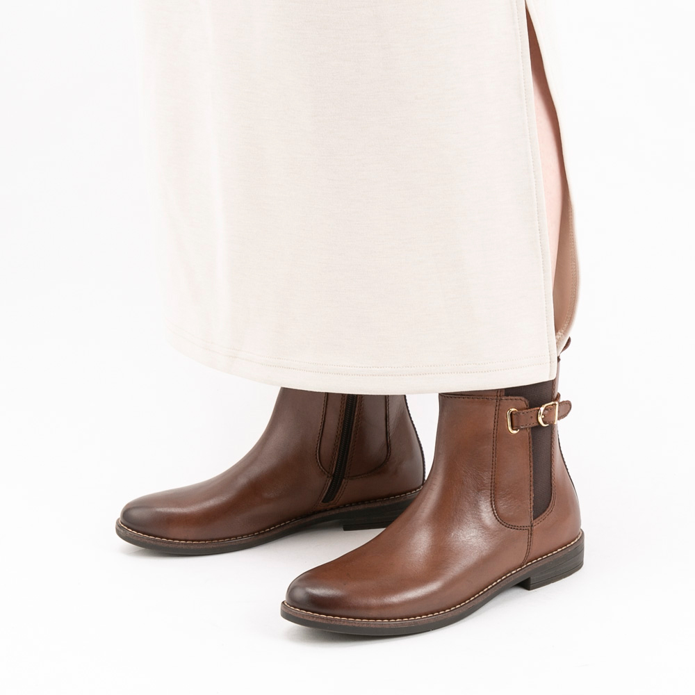 モードカオリ MODE KAORI レディースブーツ ベルトカバーサイドゴアブーツ 8704【FITHOUSE ONLINE SHOP】