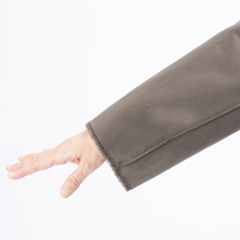 ノアジェ NOA-GE レディースアウター フェイクムートン リバーシブルコート 121-5699-2292/77【FITHOUSE ONLINE SHOP】