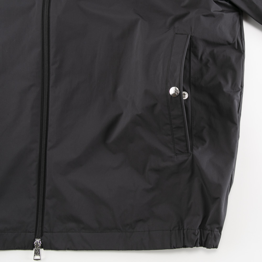 モンクレール MONCLER メンズアウター 袖 グラフィックバンド 撥水ナイロン 軽量 フード MOYSE 1A000.47.54A91【FITHOUSE ONLINE SHOP】