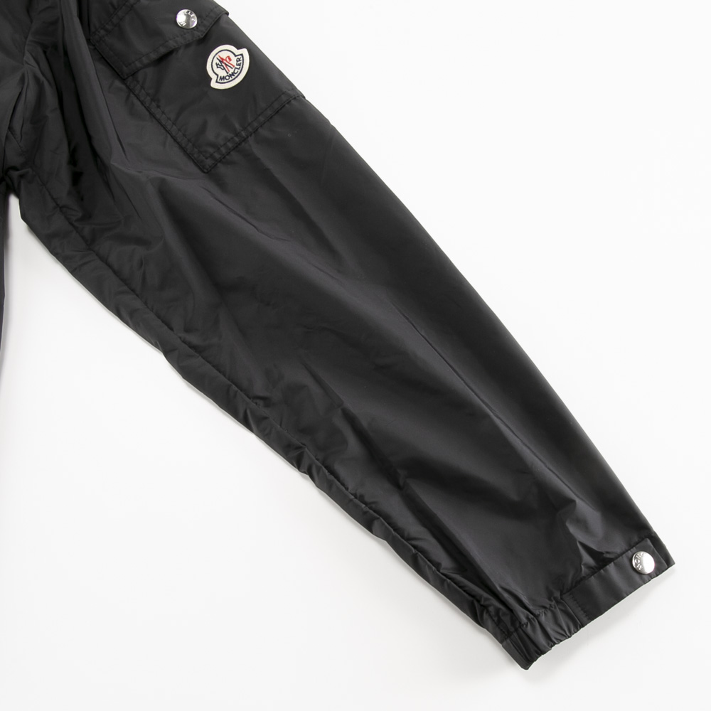 モンクレール MONCLER メンズアウター 袖パッチ付 撥水素材 ウインドブレーカー ETIACHE 1A001.01.5968E【FITHOUSE ONLINE SHOP】