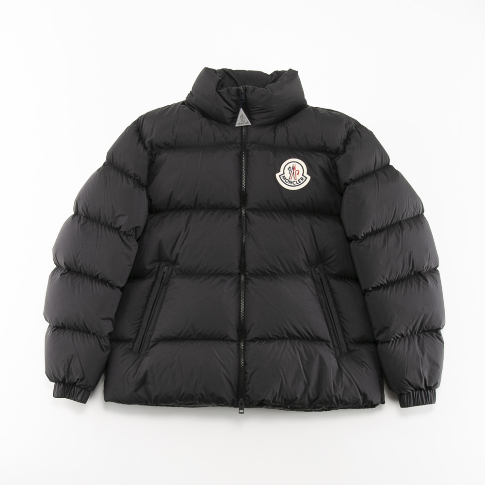 モンクレール MONCLER メンズトップス 胸ロゴ＆ワッペン付き