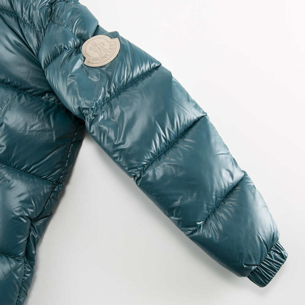 モンクレール MONCLER メンズアウター ロゴパッチ付 ナイロンラケ素材 ショートD DERVOX 1A001.65.595GJ【FITHOUSE ONLINE SHOP】