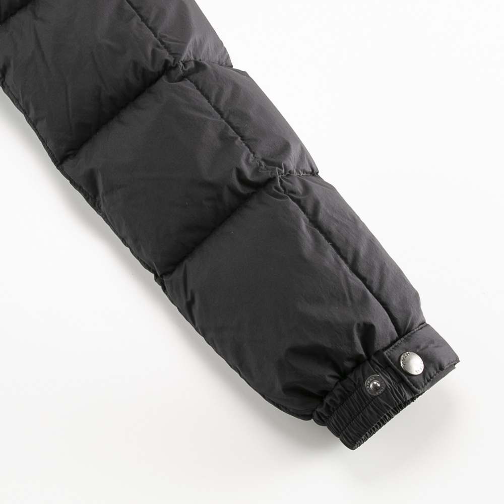 タトラス TATRAS メンズアウター ブロック型ダウンステッチ フード付ショートダウン GESSO MTAT24A4841-D【FITHOUSE ONLINE SHOP】