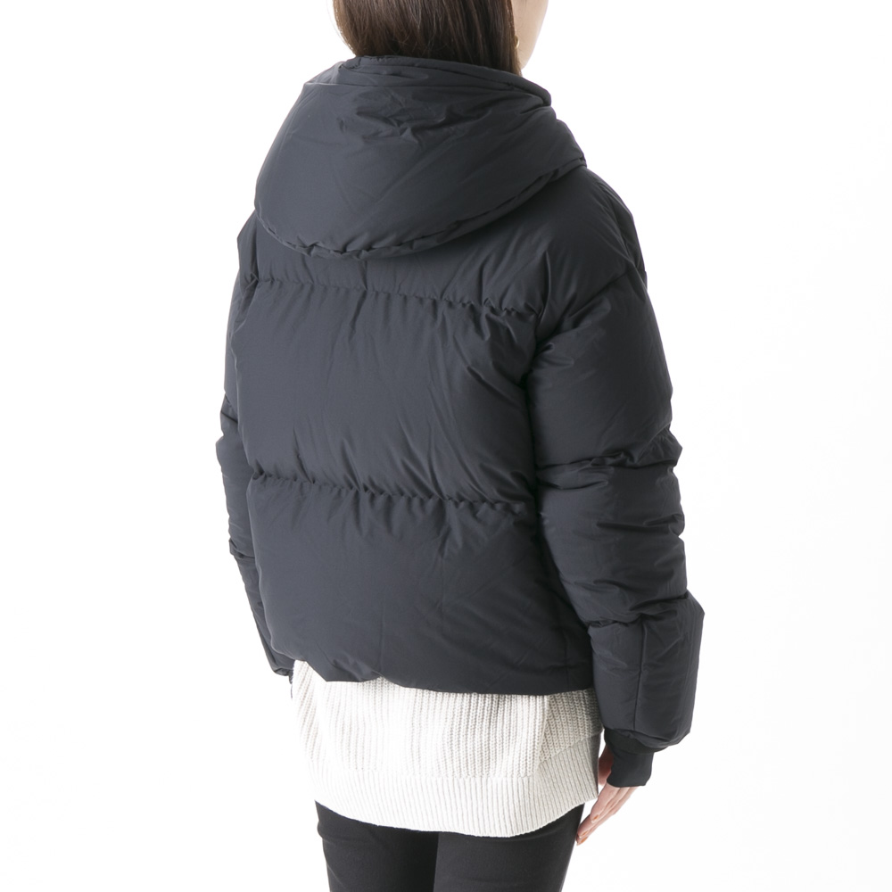モンクレール MONCLER レディースアウター ALLESAZ 1A00026.539X6 