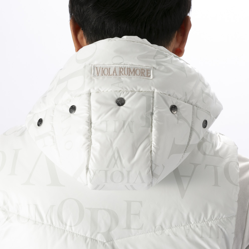 ヴィオラ VIOLA メンズトップス フード脱着 中綿ベスト 総柄 Y62100【FITHOUSE ONLINE SHOP】