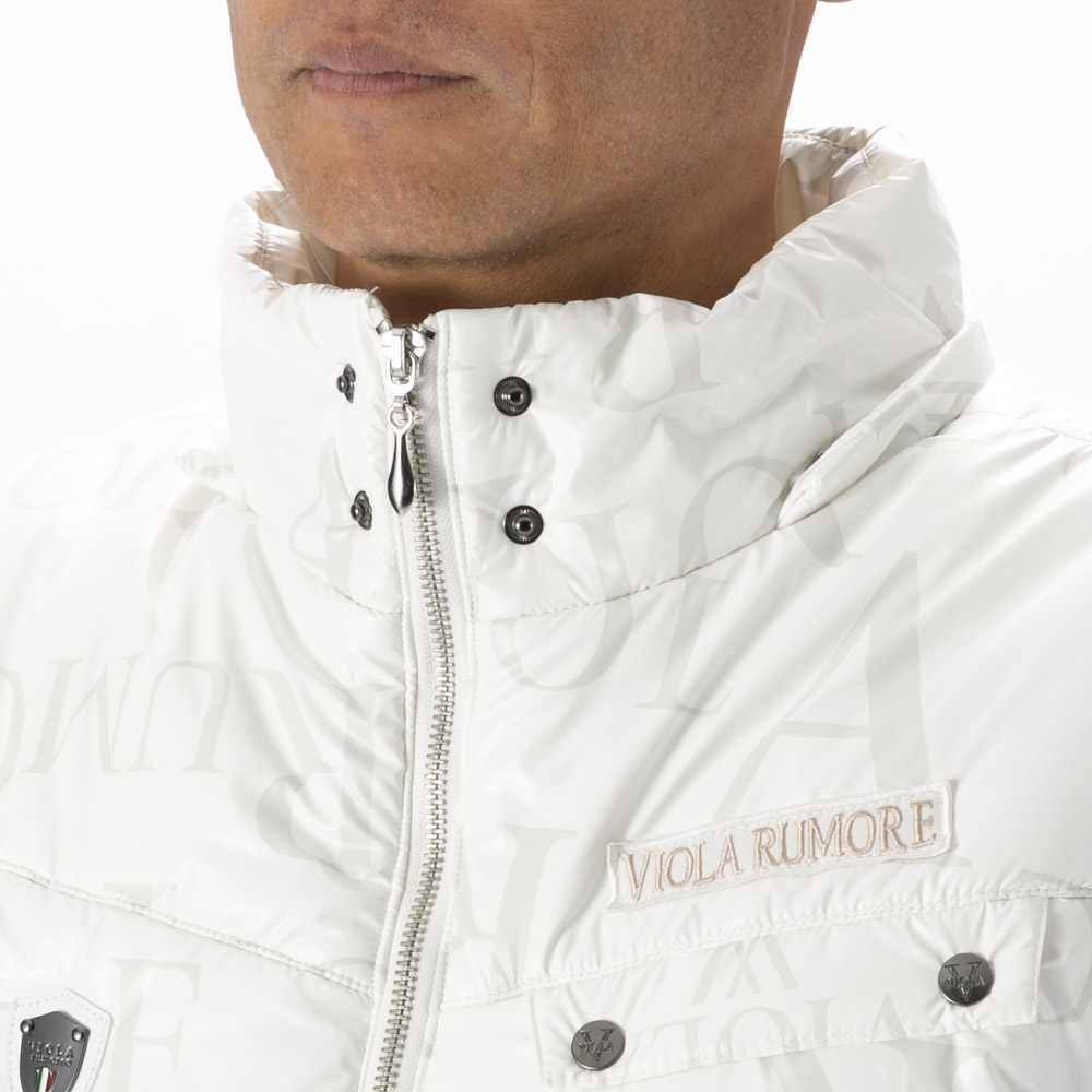 ヴィオラ VIOLA メンズトップス フード脱着 中綿ベスト 総柄 Y62100【FITHOUSE ONLINE SHOP】