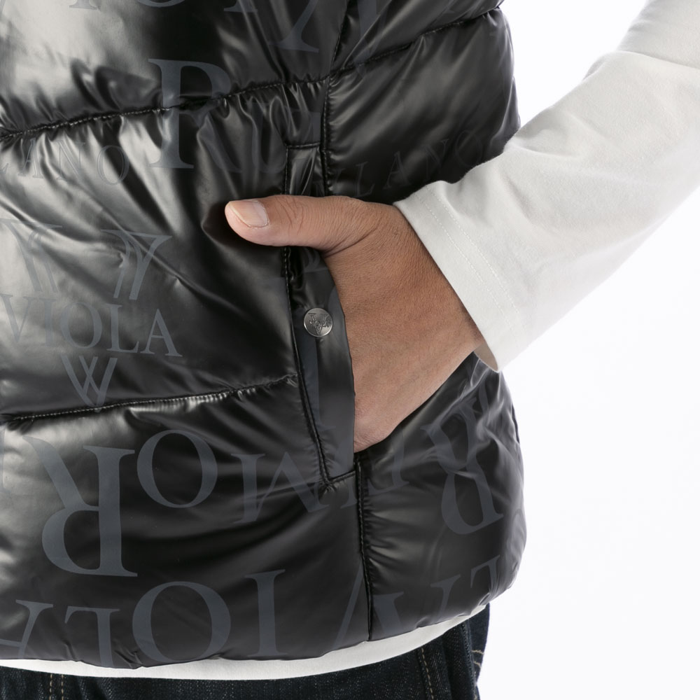 ヴィオラ VIOLA メンズトップス フード脱着 中綿ベスト 総柄 Y62100【FITHOUSE ONLINE SHOP】