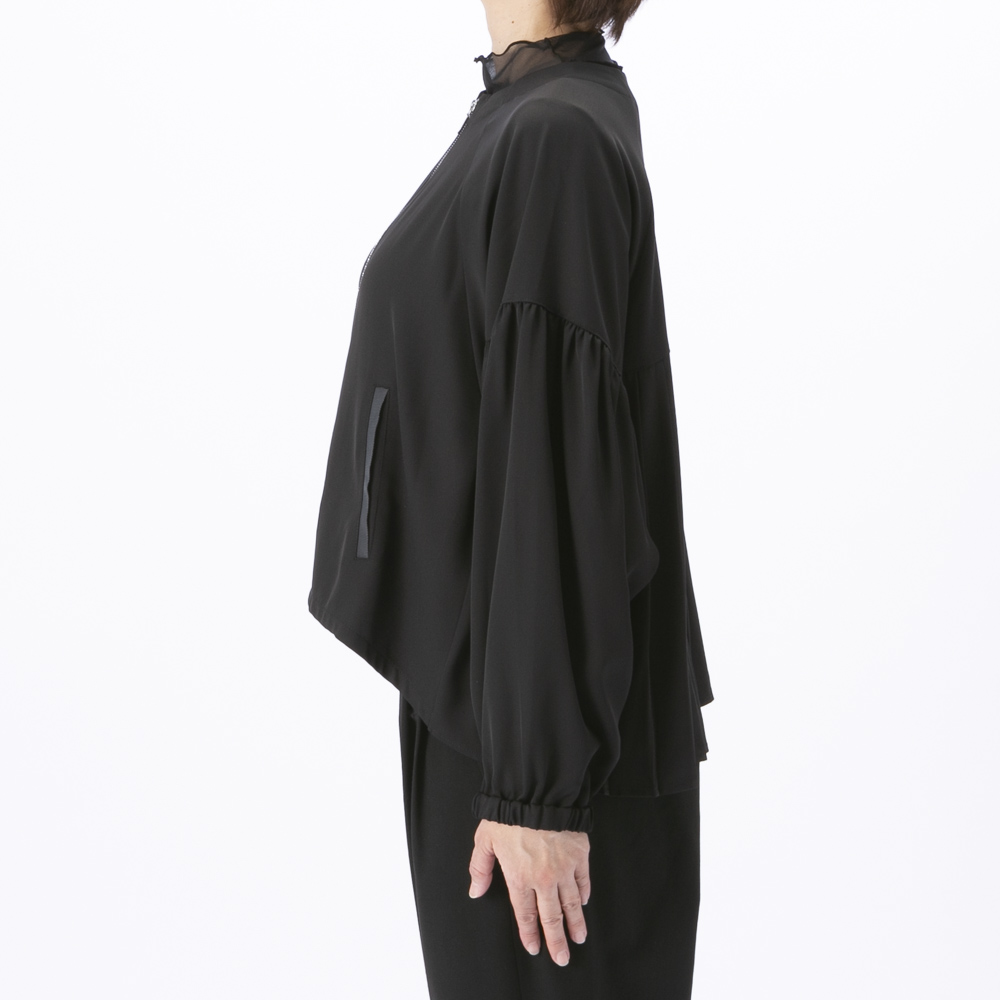 ノアジェ NOA-GE ツイル バックプリーツ ブルゾン ジャケット 121-5599-1304/79【FITHOUSE ONLINE SHOP】