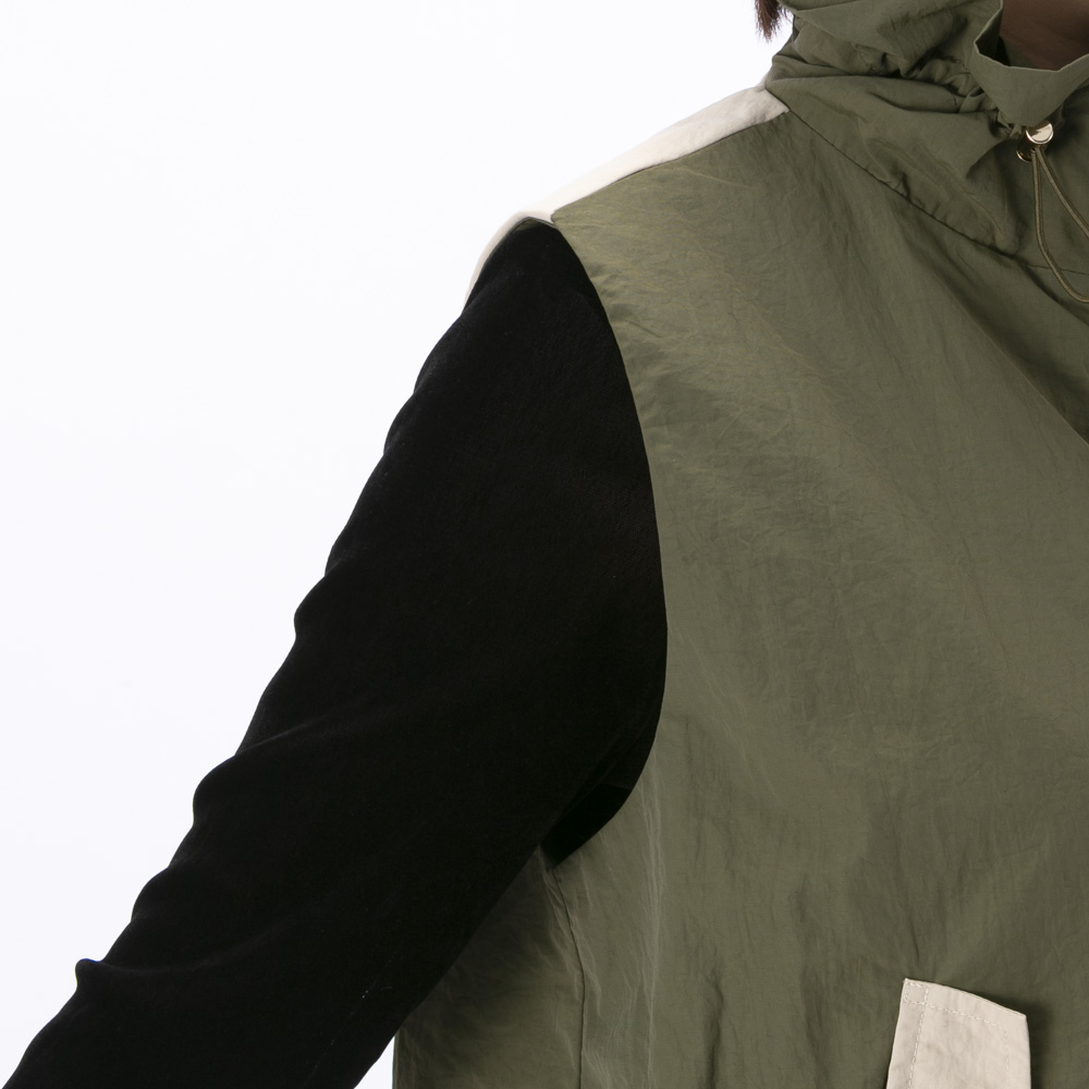 バントロア vingtrois ボリュームネック配色デザインベスト 922-34212【FITHOUSE ONLINE SHOP】