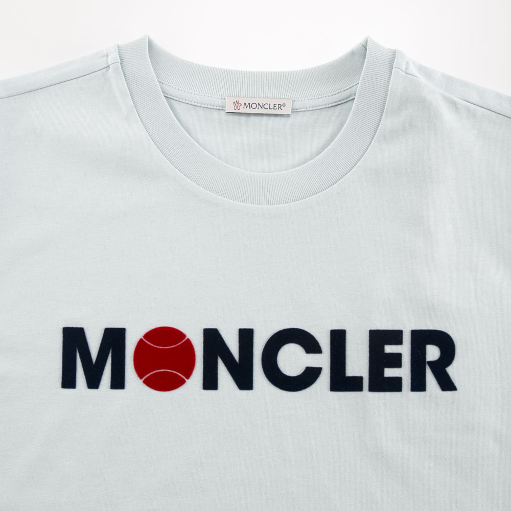 モンクレール MONCLER メンズトップス 胸テニスボール＆ロゴ Tシャツ 8C000.08.829HP【FITHOUSE ONLINE SHOP】