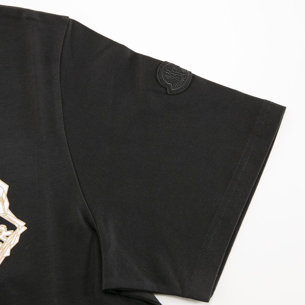 モンクレール MONCLER メンズトップス 胸元ギザギザロゴ丸首Tシャツ K1091/8C00052/89AJS【FITHOUSE ONLINE SHOP】