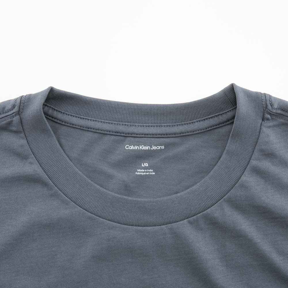 カルバンクラインジーンズ Calvin Klein Jeans メンズ Tシャツ ロゴグラフィック入りリラックスTシャツ LV04RC851G11Z【FITHOUSE ONLINE SHOP】