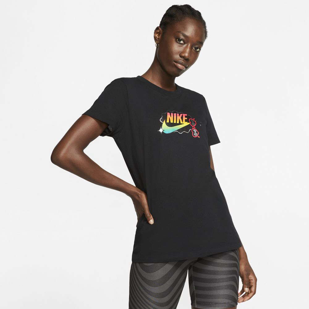 ナイキ Nike レディーストップス ナイキ ウィメンズ サマー ファン 1 Tシャツ Cu9696 Fithouse Online Shop フィットハウス公式オンラインショップ Fit House Online Shop