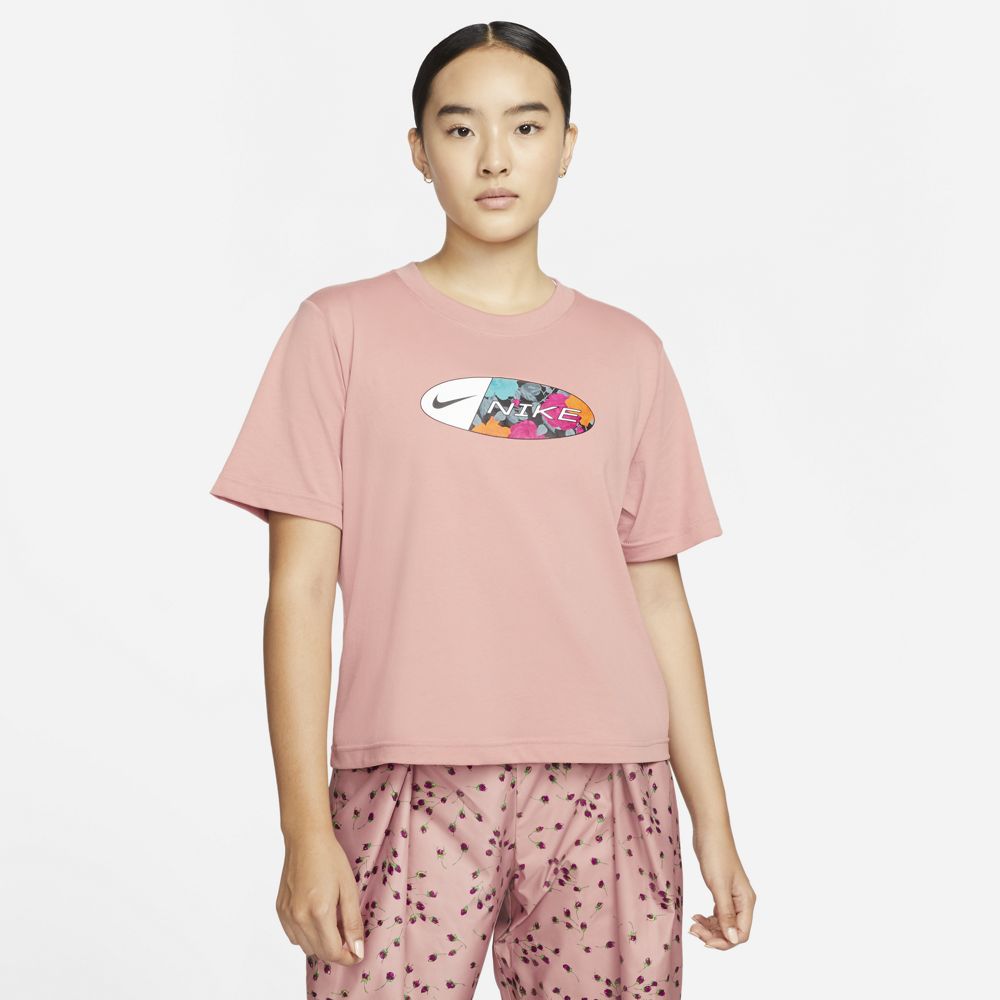 ナイキ Nike レディーストップス W Nsw Tee Boxy Icon Clash Dn5759 Fithouse Online Shop フィットハウス公式オンラインショップ Fit House Online Shop