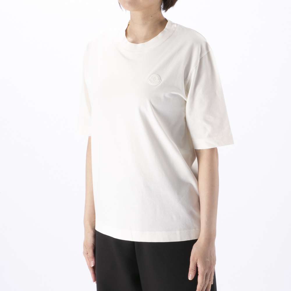 モンクレール MONCLER レディーストップス 胸元ロゴパッチ クルーネックTシャツ W8C0000589A17034【FITHOUSE ONLINE SHOP】