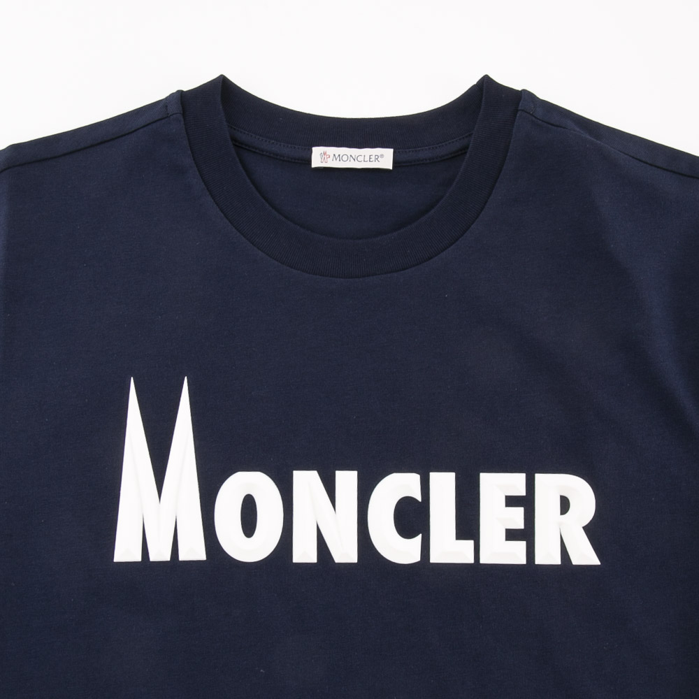 モンクレール MONCLER メンズトップス コットンジャージ素材 ラバー加工ロゴプリント 8D000.08.829HP【FITHOUSE ONLINE SHOP】