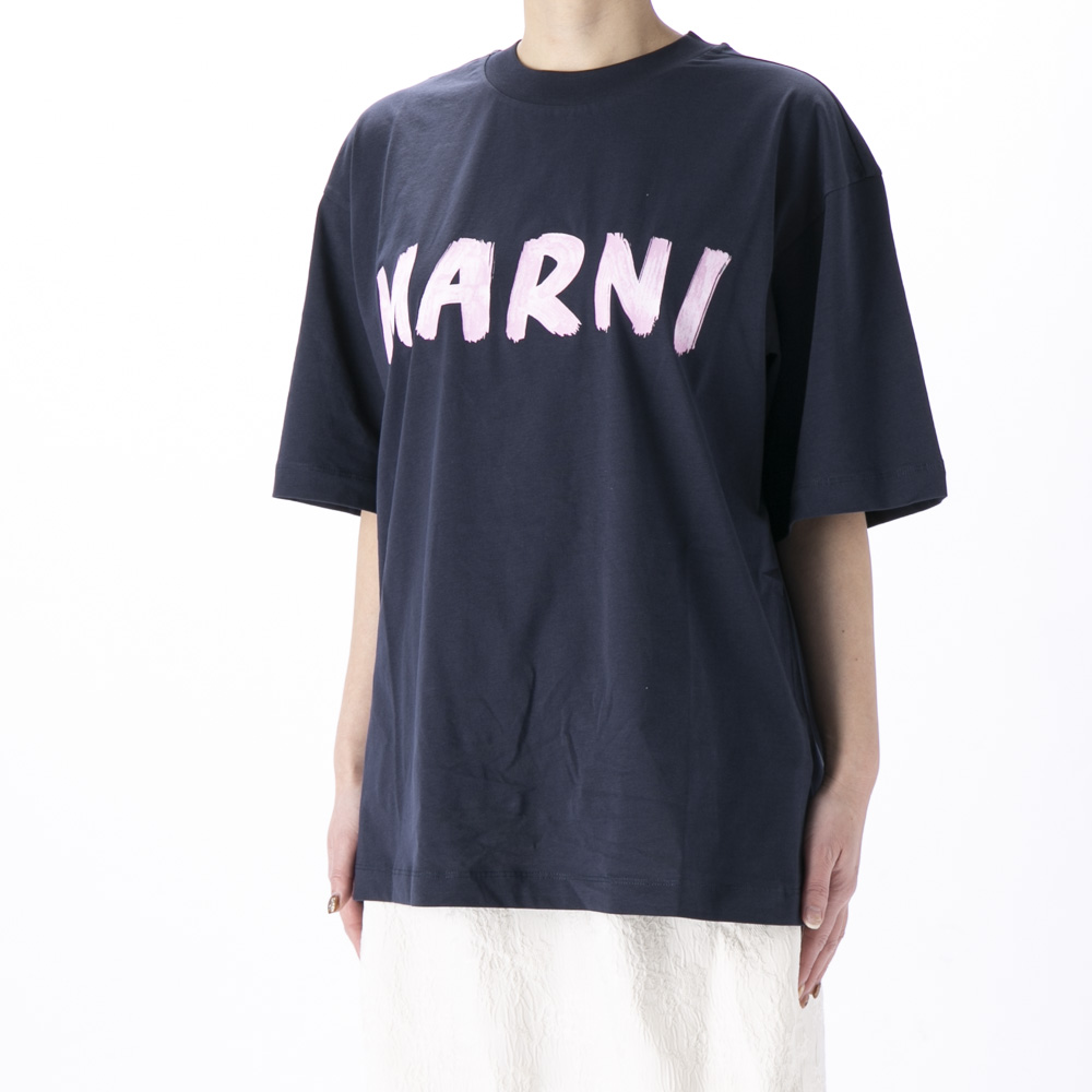 マルニ MARNI レディーストップス レタリングプリント オーバーサイズTシャツ THJET49EPH【FITHOUSE ONLINE SHOP】