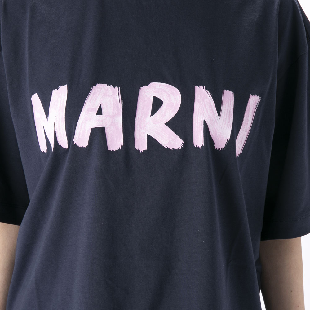 ビーズレタリングTシャツ　¥55,000 MARNI