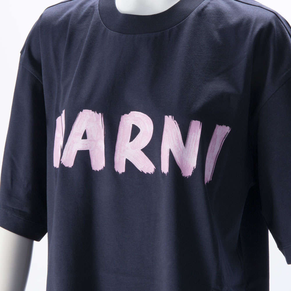 ビーズレタリングTシャツ　¥55,000 MARNI