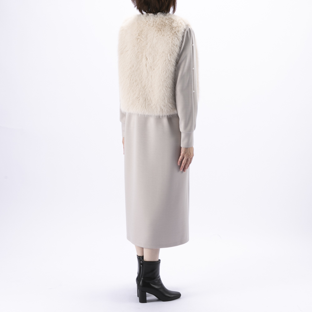 ノアジェ NOA-GE フェイクファーベスト × ワンピース アンサンブル 121-5599-4520/02【FITHOUSE ONLINE SHOP】