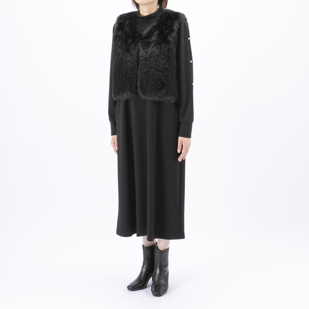 ノアジェ NOA-GE フェイクファーベスト × ワンピース アンサンブル 121-5599-4520/79【FITHOUSE ONLINE SHOP】