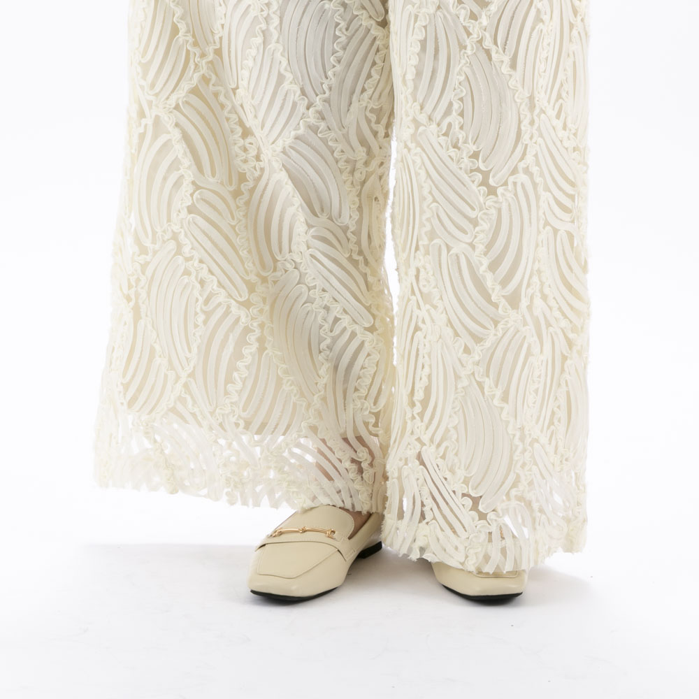バントロア vingtrois レディースボトムス テープ刺繍ストレートパンツ 922-33217【FITHOUSE ONLINE SHOP】