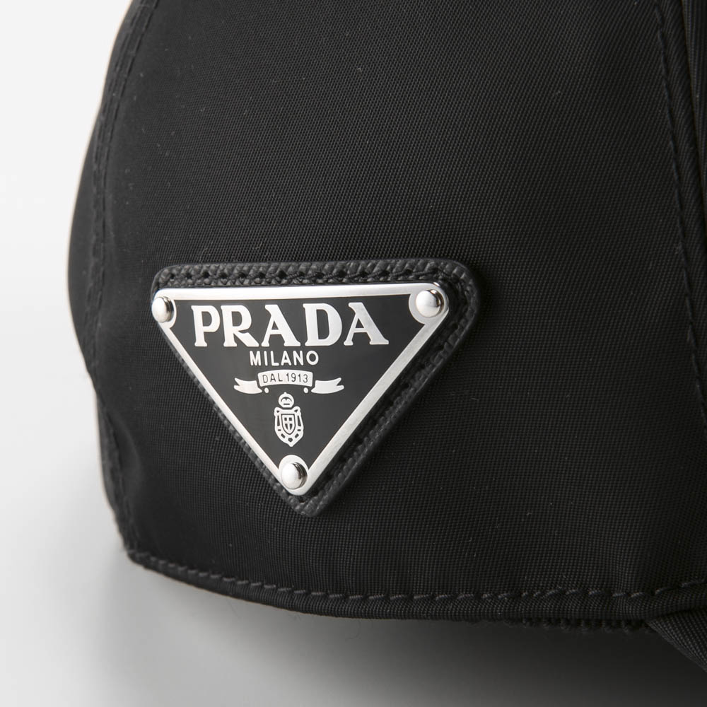 PRADA プラダ 三角ロゴプレート RE-NYLON ベースボールキャップ M  