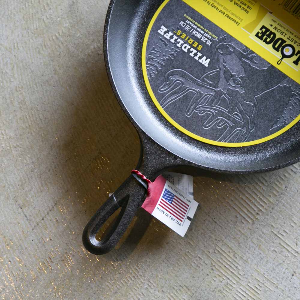 アウトドア 調理器具 ロッジ LODGE スキレット 10-1/4インチ Deer L8SKWLDR【FITHOUSE 