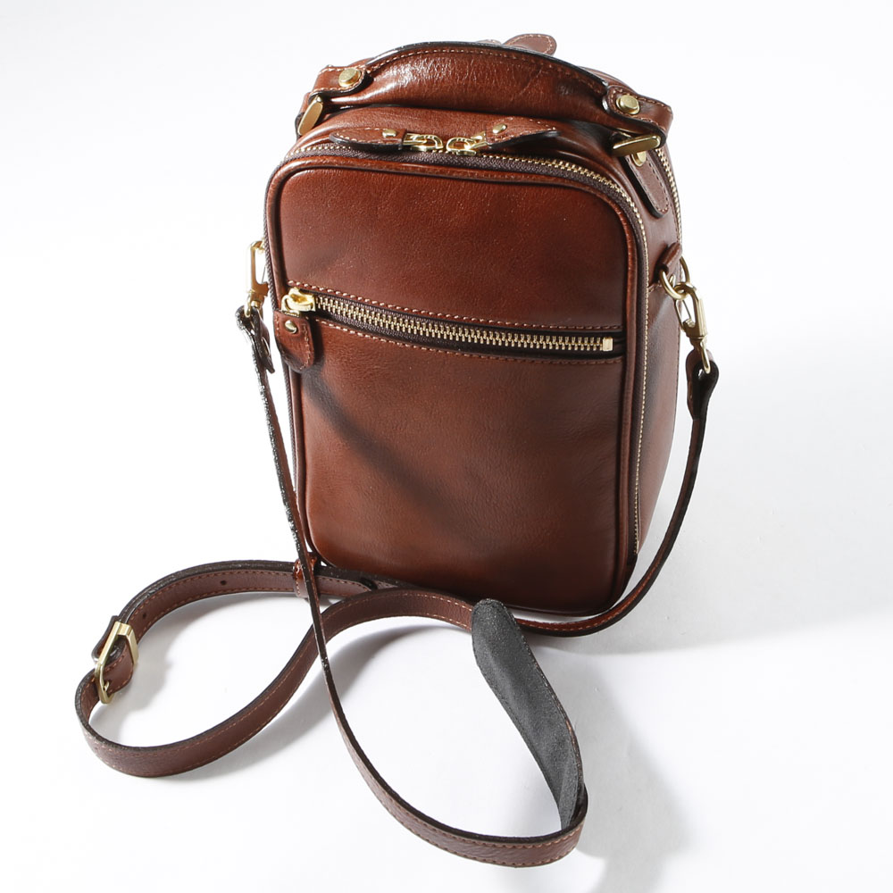 ラガード LUGARD ショルダーバッグ NEVADA 5075【FITHOUSE ONLINE SHOP】