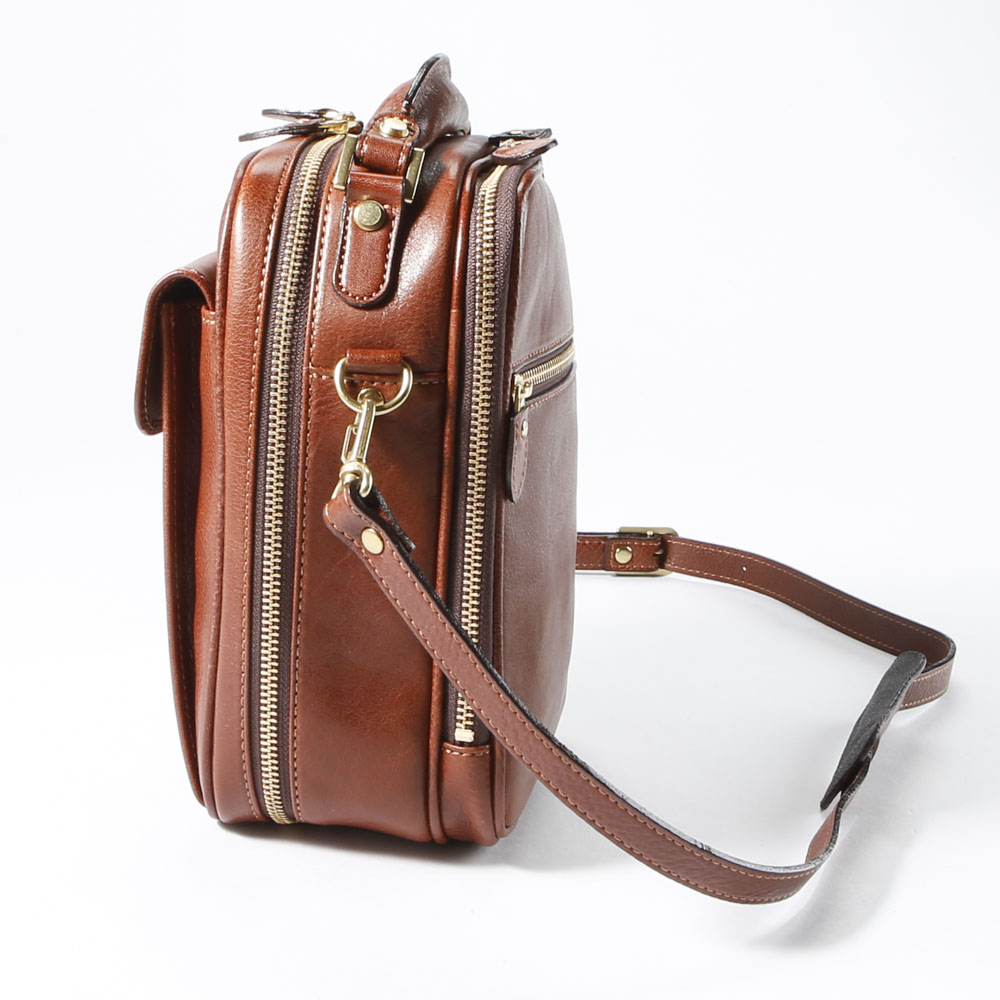 ラガード LUGARD ショルダーバッグ NEVADA 5075【FITHOUSE ONLINE SHOP】