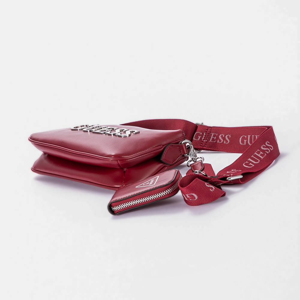 ゲス GUESS ショルダーバッグ TYRAH LE971770【FITHOUSE ONLINE SHOP】