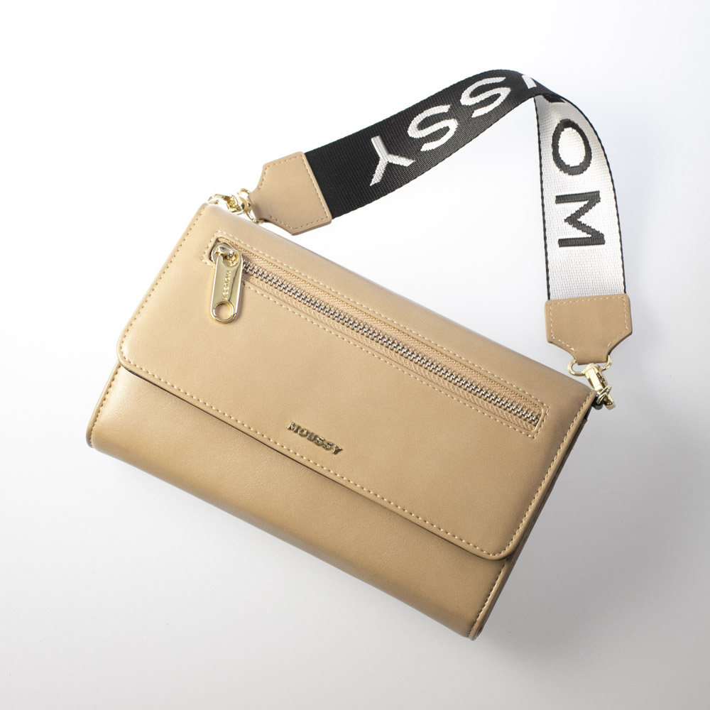 マウジー Moussy ショルダーバッグ マウジーstrap Point Wallet M01 2 0007 Fithouse Online Shop フィットハウス公式オンラインショップ Fit House Online Shop マウジー Moussy ショルダーバッグ マウジーstrap Point Wallet M01 2 0007 Fithouse Online Shop フィットハウス公式オンラインショップ Fit House Online Shop