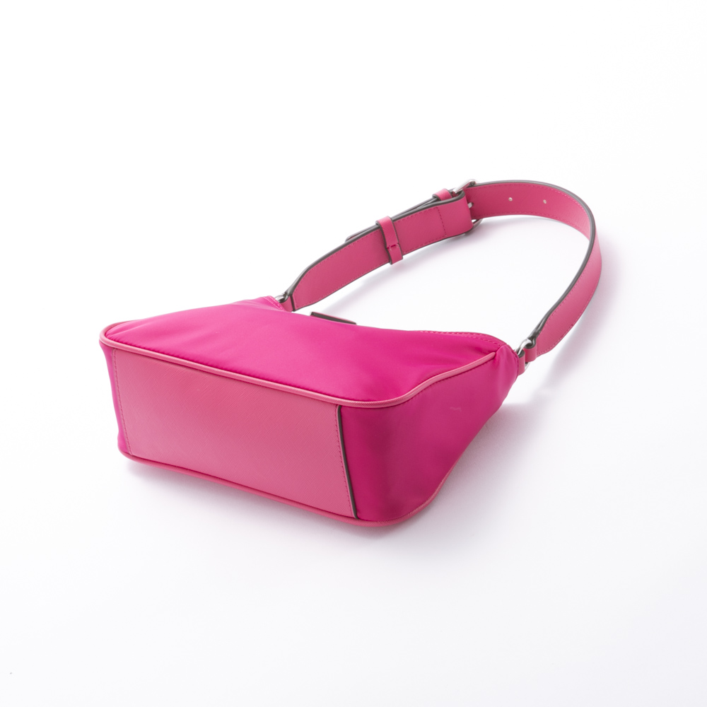 ゲス GUESS ショルダーバッグ LITTLEBAY NY811618【FITHOUSE ONLINE 